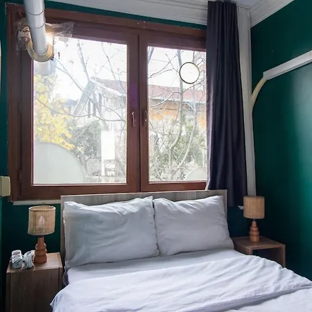 2br Haven Near Samatya Famous Taverns شقة